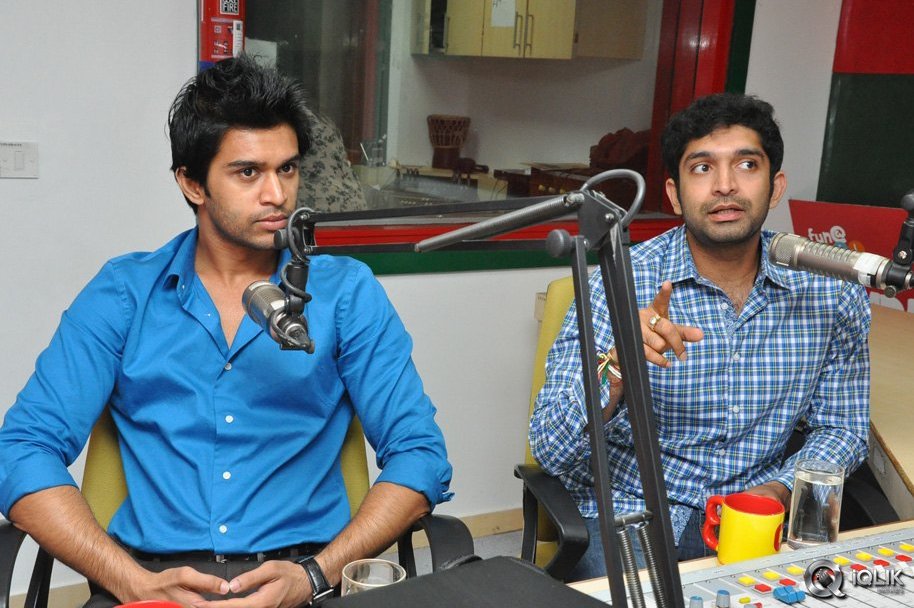 Ram-Leela-Movie-Team-at-Radio-Mirchi